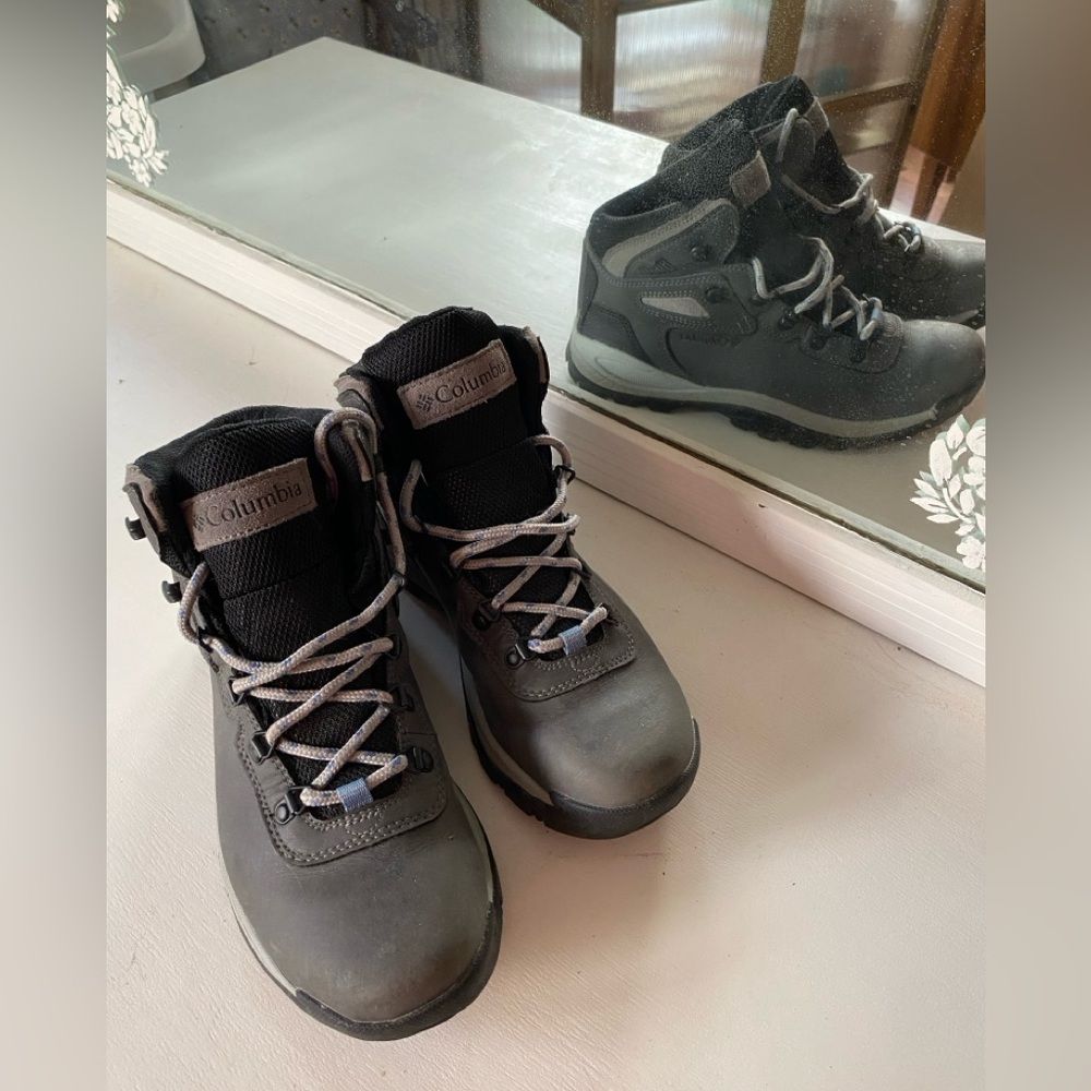 Women’s Columbia Hiking Boots